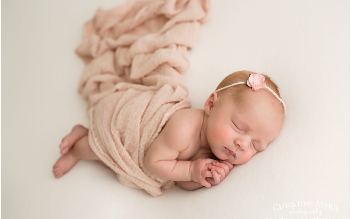 Natural newborn photos, 1 week old baby girl | Atlanta Studio Newborn Photographer